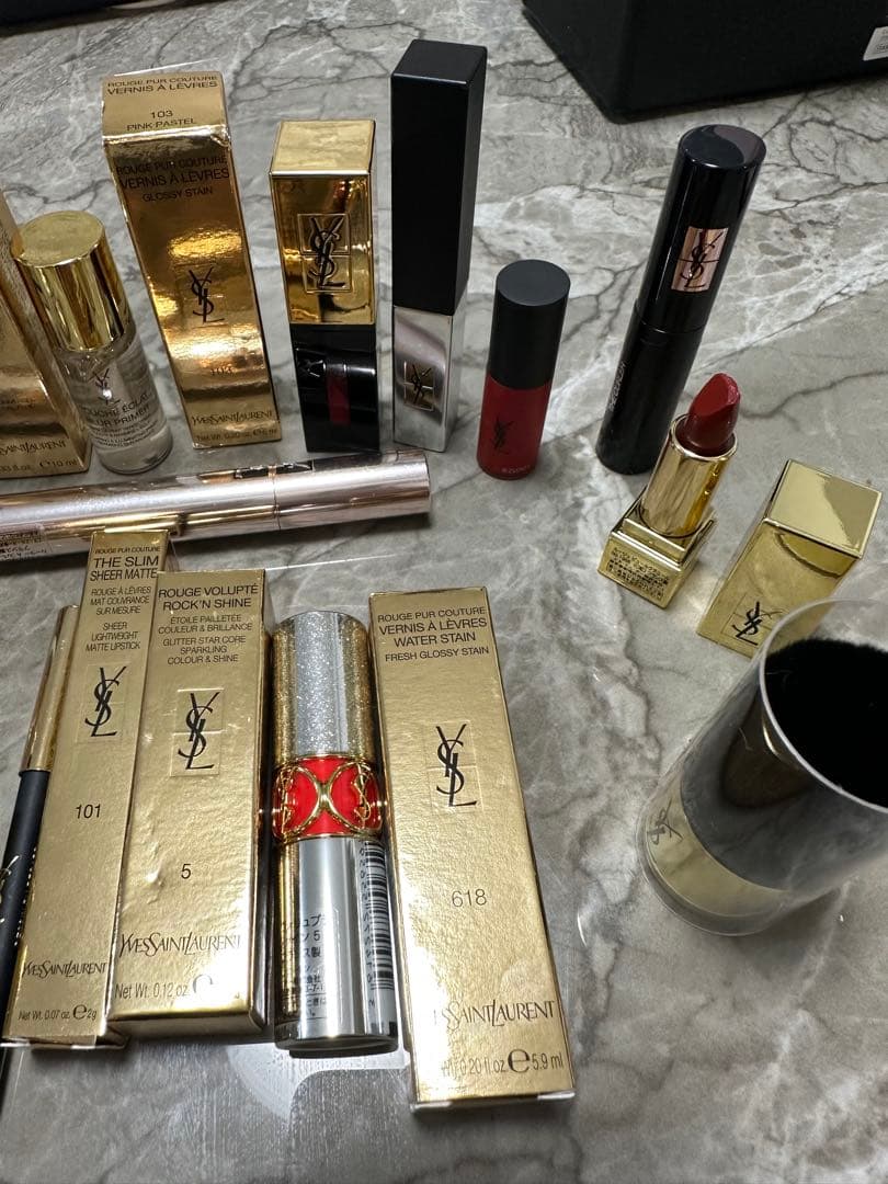 YSL イヴ・サンローラン　コスメセット