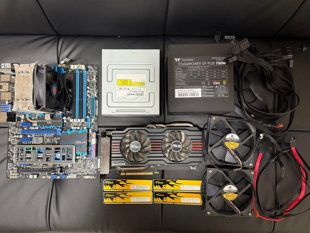 Core i7 3770K+ASUS P8Z77V+750W電源+GTX660等