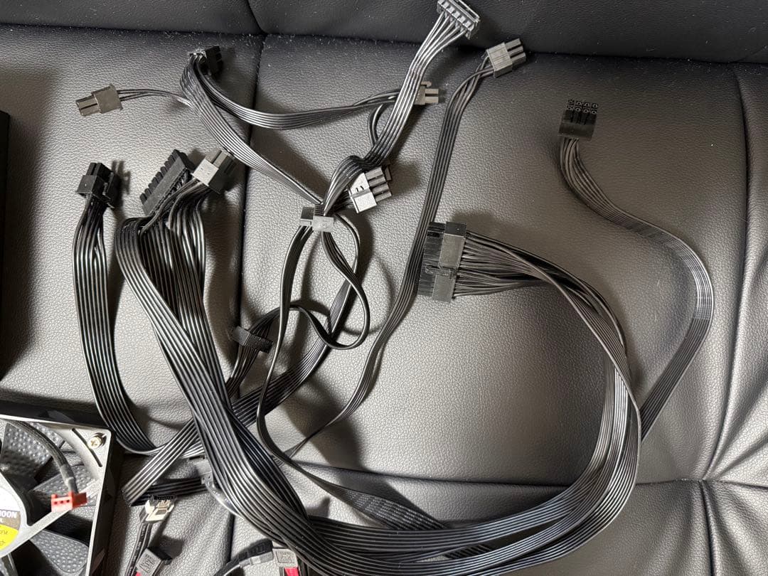 Core i7 3770K+ASUS P8Z77V+750W電源+GTX660等