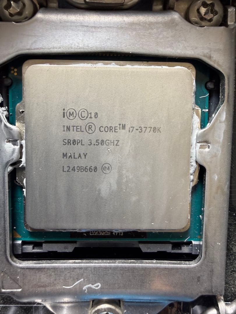 Core i7 3770K+ASUS P8Z77V+750W電源+GTX660等