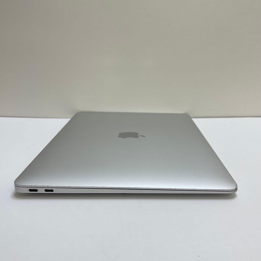 #796 Macbook Air 2020 13.3インチ i5 16GB