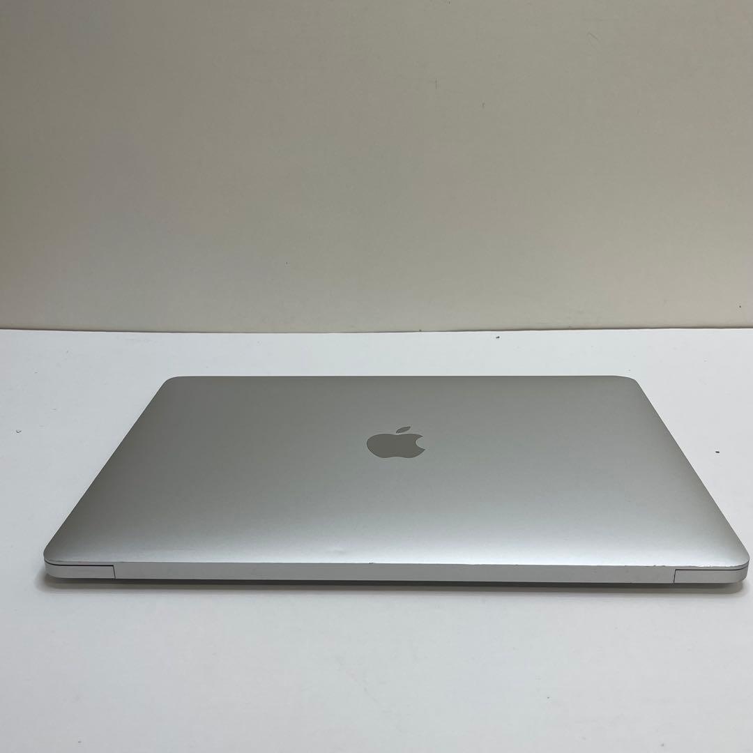 #796 Macbook Air 2020 13.3インチ i5 16GB