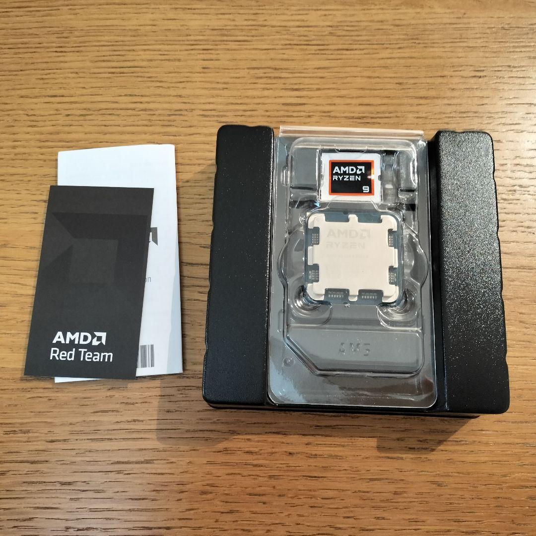 CPU AMD Ryzen 9 9900X BOX