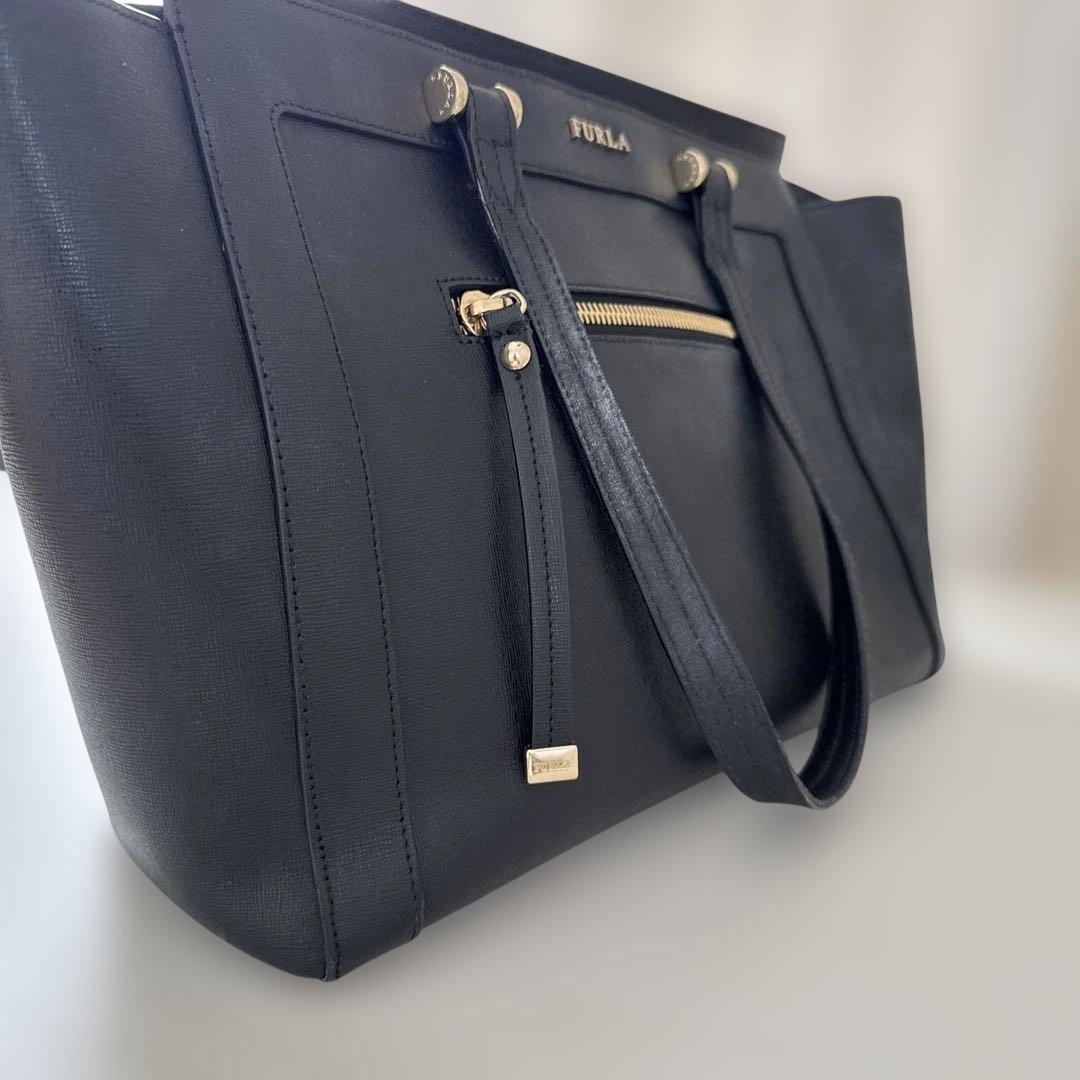 FURLAトートバッグ ブラックA4 サイズ