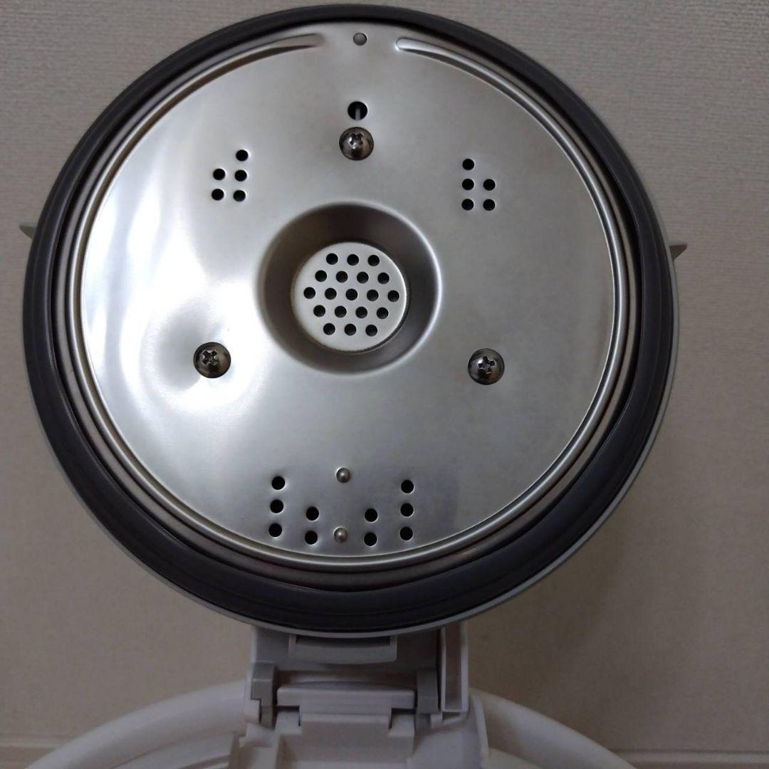 【2025年製】象印 スチーム式加湿器 EE-RU50-WA　【美品・匿名配送】