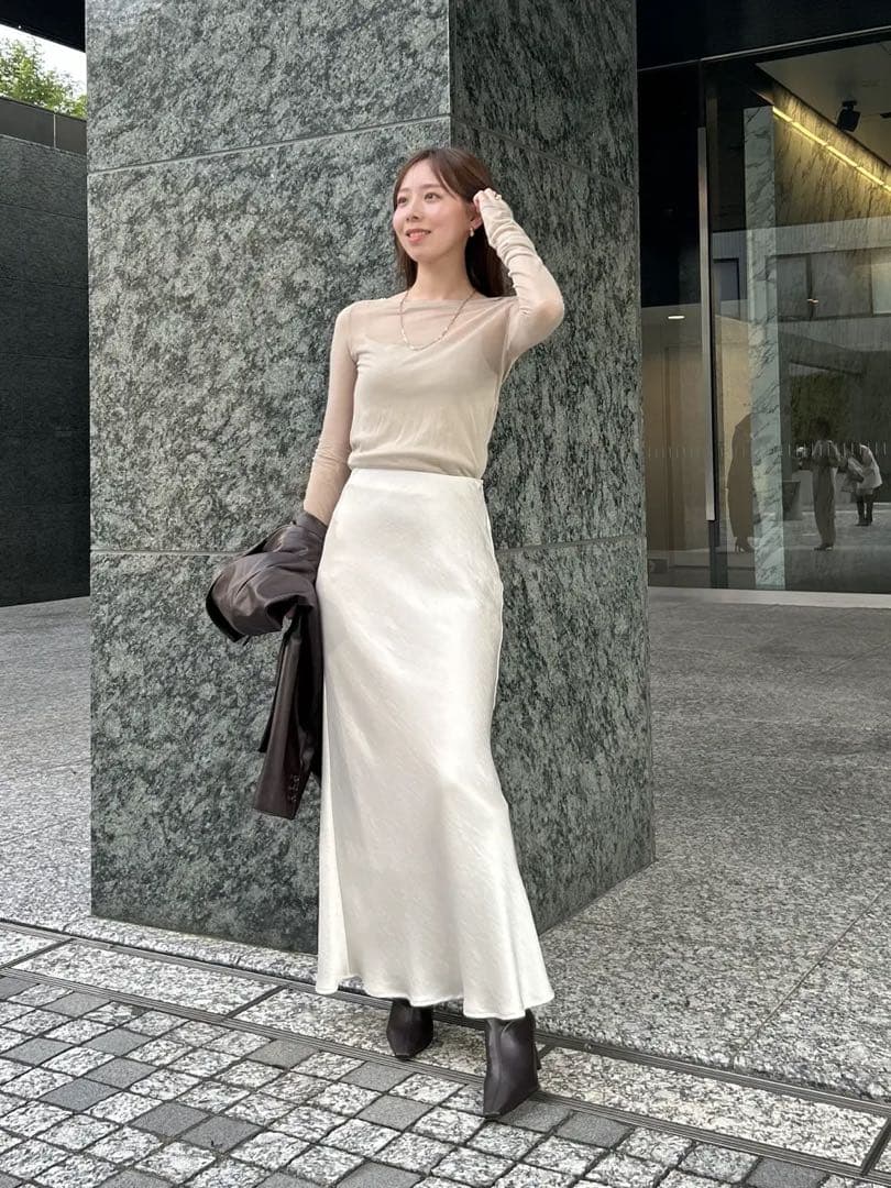 anuans/シアーロングスリーブTシャツ　ベージュ