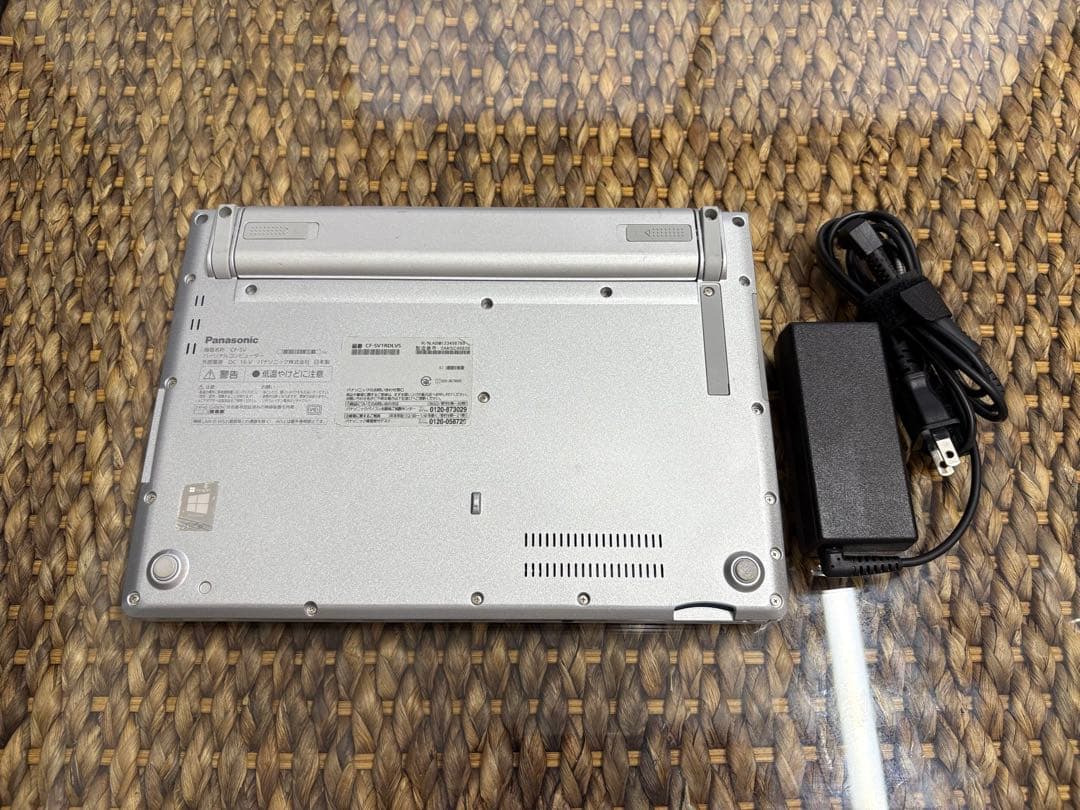 【快適動作】Panasonic Let’sNoteSV1 i5 16/256GB