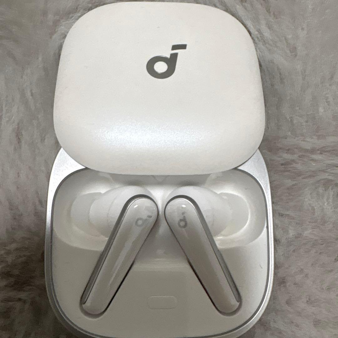 soundcore Liberty 5 白