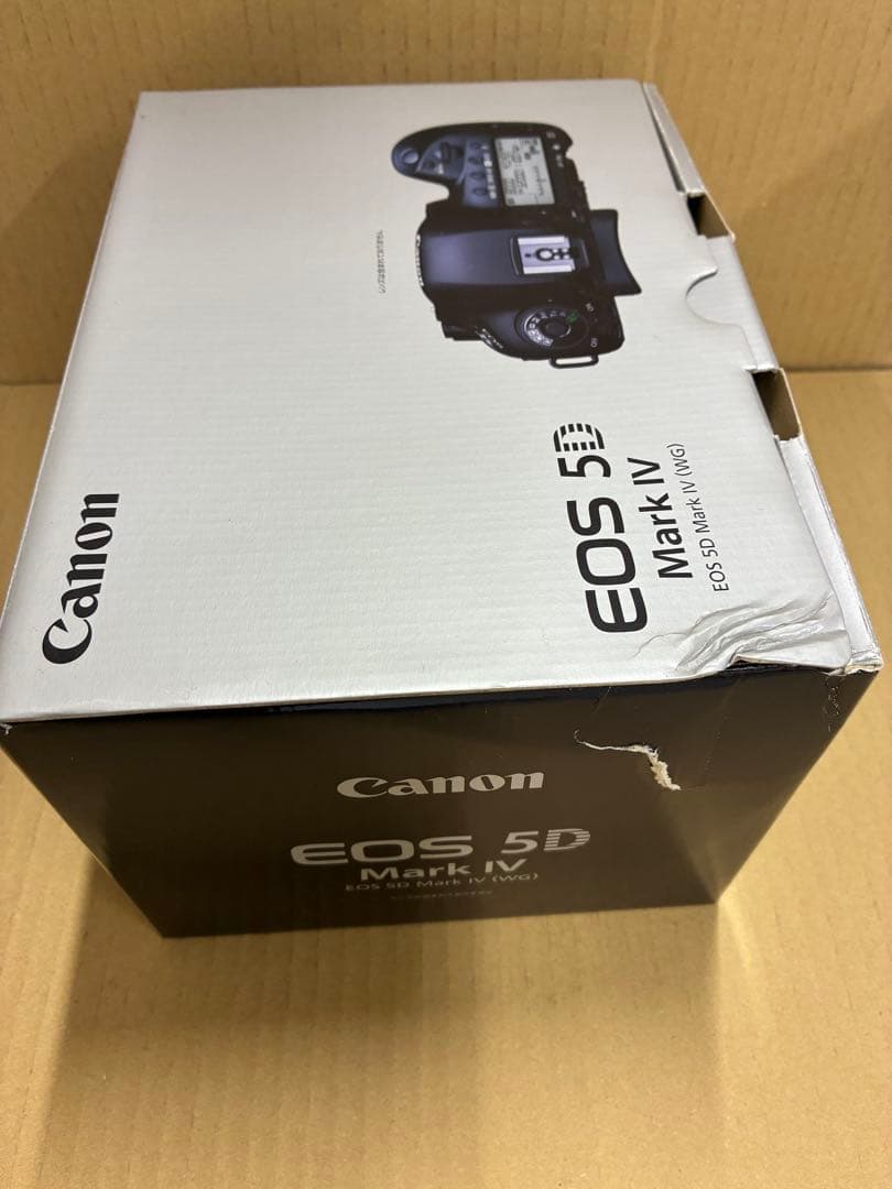 【新品未使用】Canon EOS 5D Mark IV ボディ 箱にダメージあり