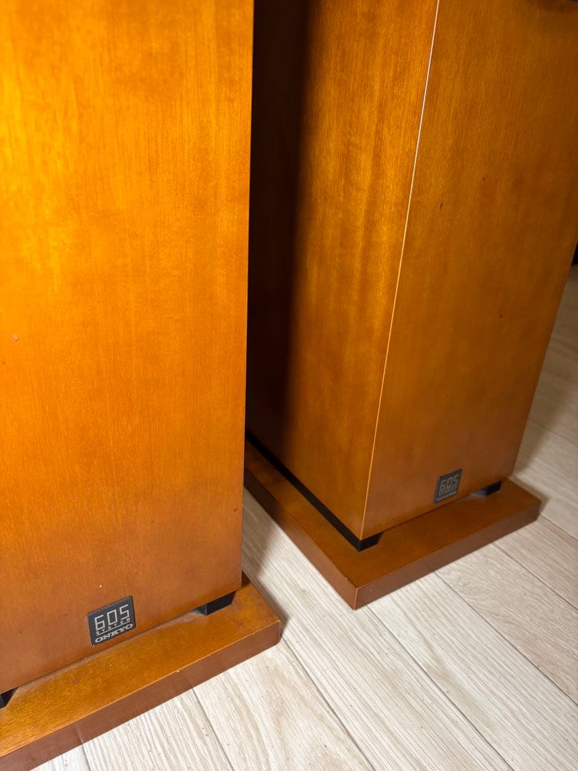 ①　希少　ONKYO オンキョー トールボーイスピーカー D-605F