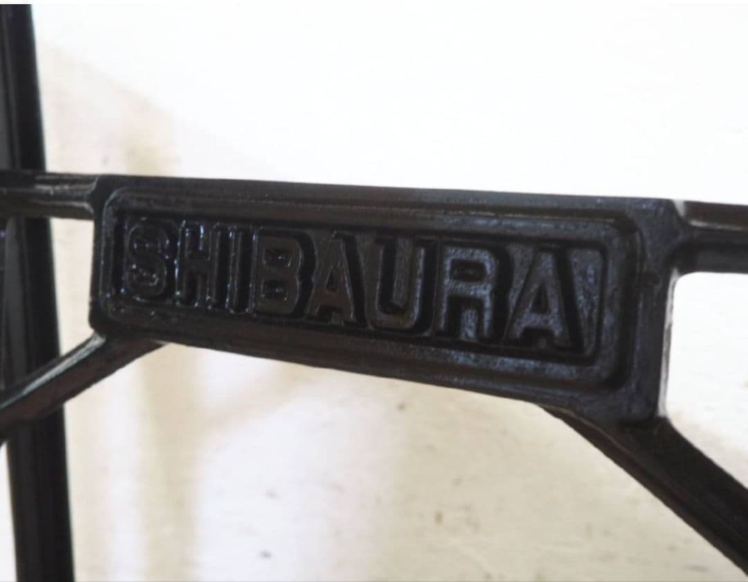 1160 黒ペンキのミシンテーブル　デスク　古家具　レトロ　リメイク　ビンテージ