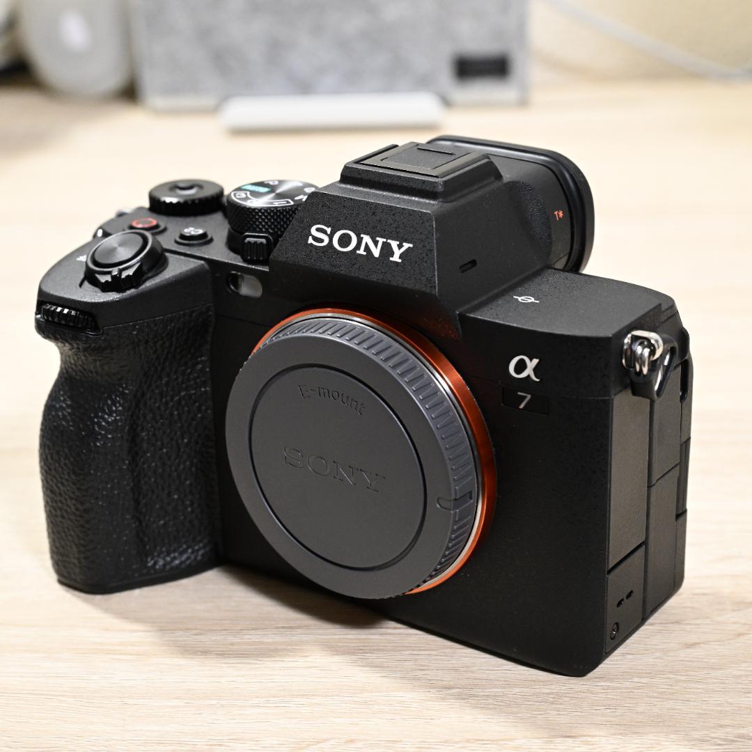 SONY α7 IV　ILCE-7M4　25年7月購入　2500枚以下