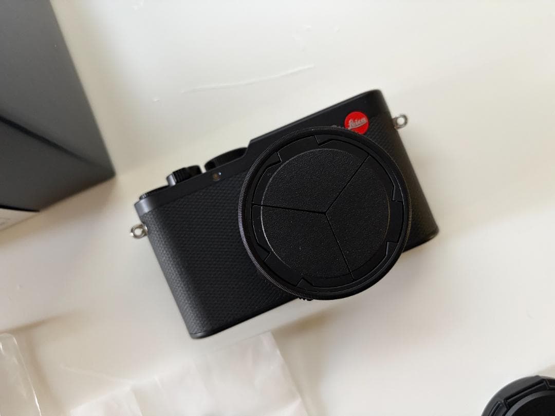 【試し撮りのみ美品・長期保証付・オートレンズキャップ】Leica D-LUX8