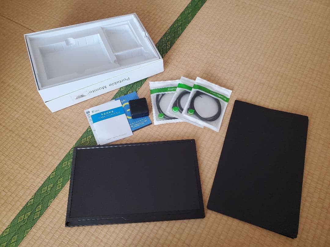 ★美品 4K 15.6インチ モバイルモニター　EVC-1504 EVICIV