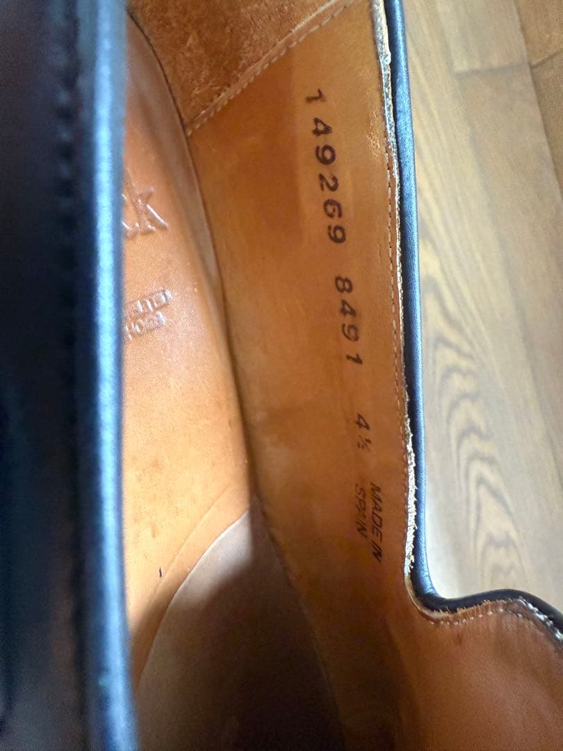 Berwick タッセルローファー