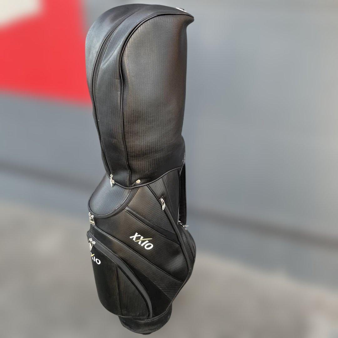 XXIO ゼクシオ ブラック カ−ボン調 キャディバッグ