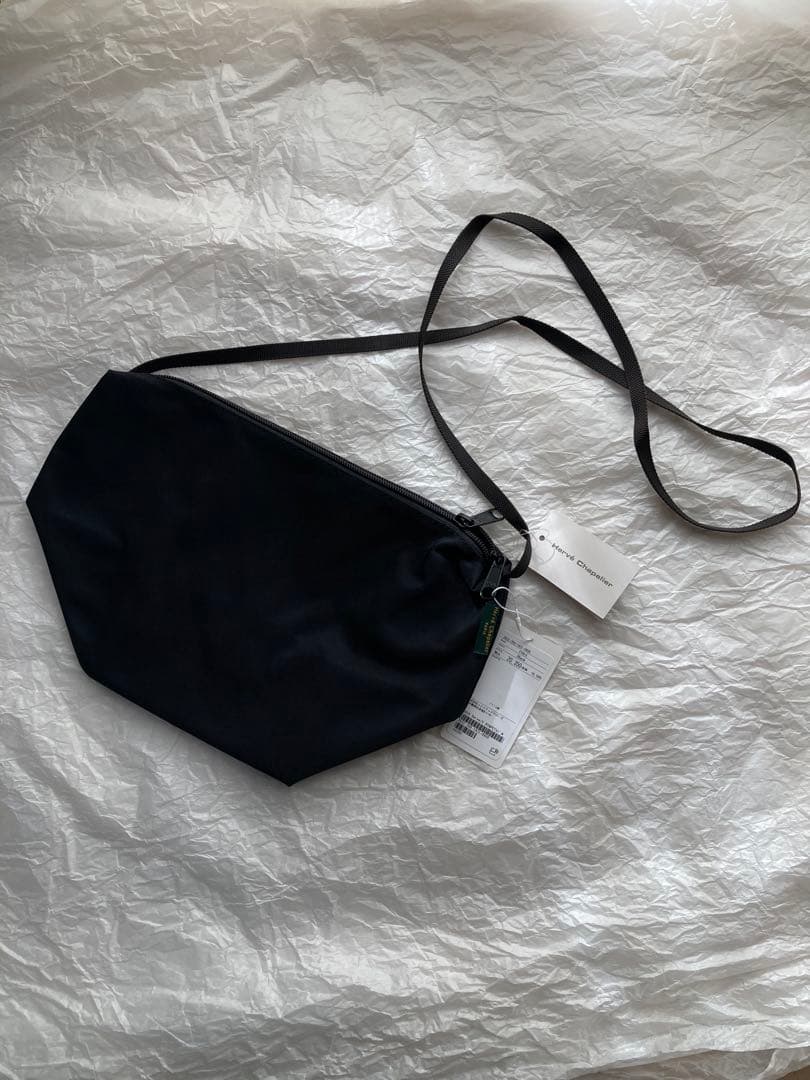 【新品】エルベシャプリエ ビッグポシェット ブラック（NOIR）