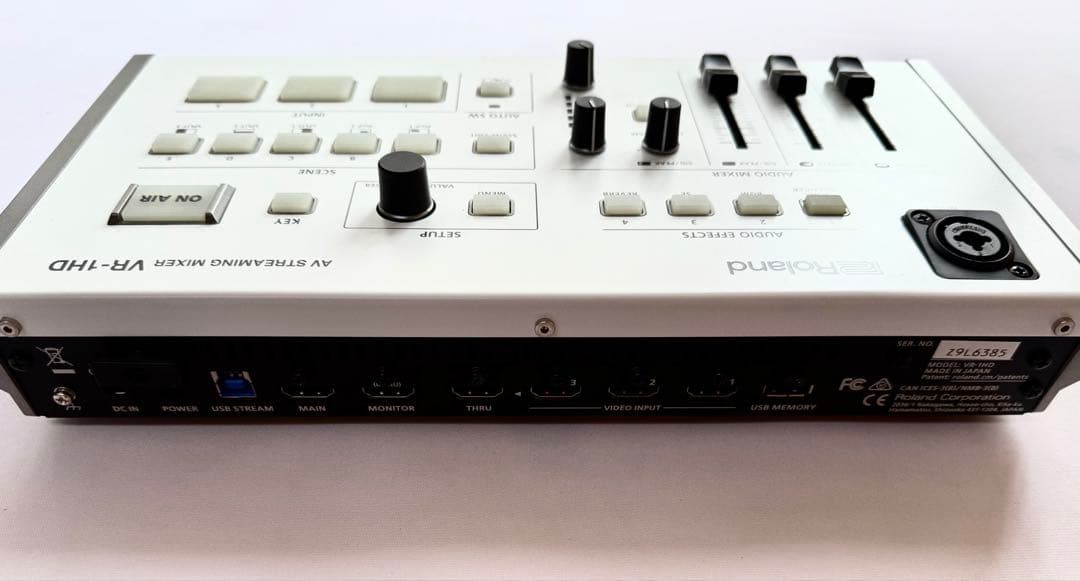 ローランドAV Streaming Mixer VR-1HD