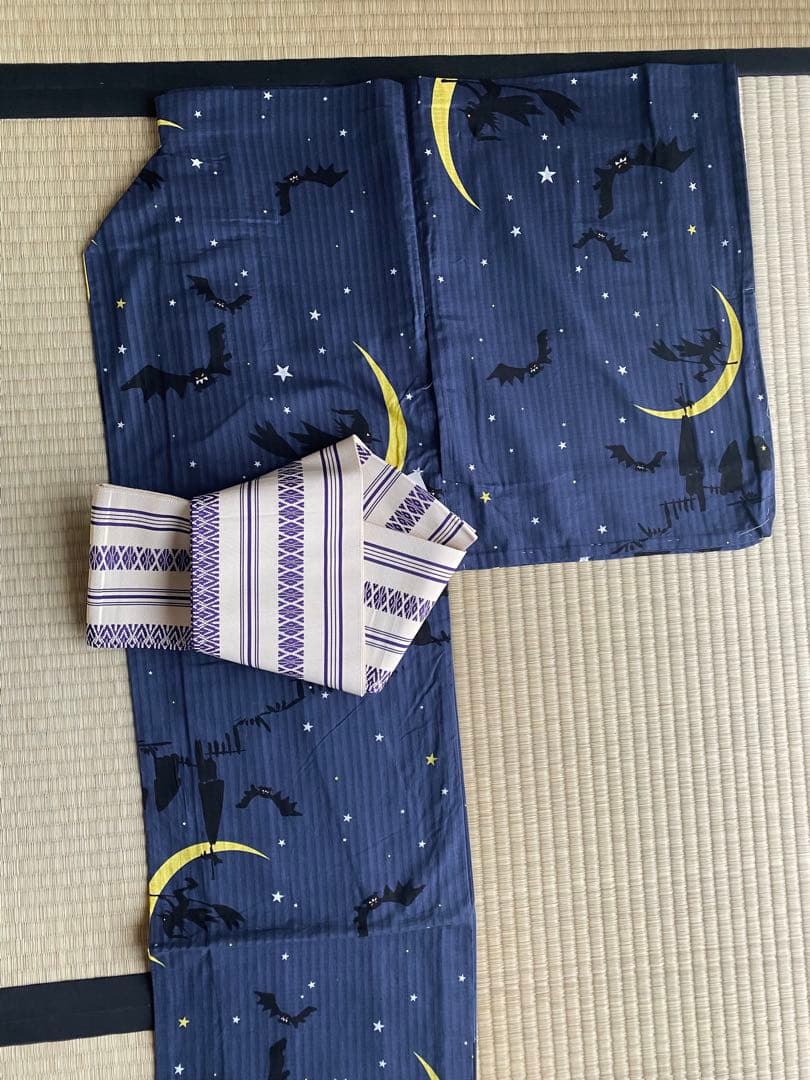 夏のセール10.000→8000円　浴衣　未使用　ネイビー　ハロウィンみたいな柄