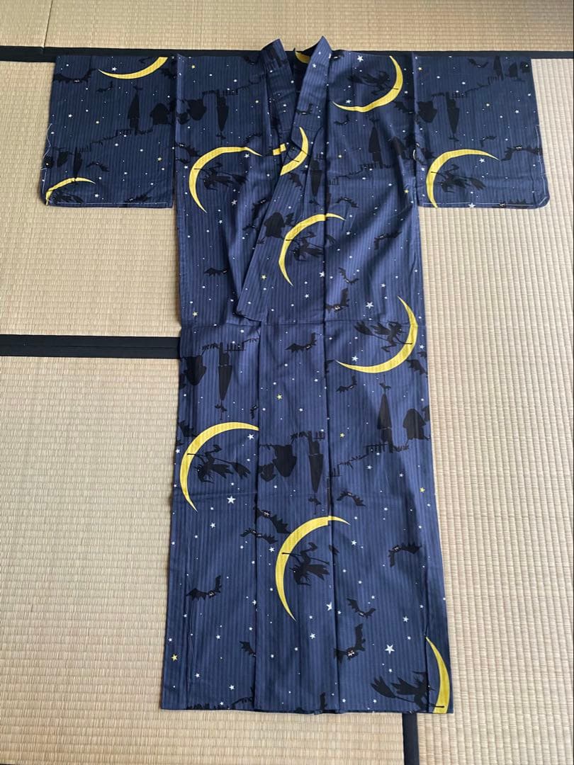 夏のセール10.000→8000円　浴衣　未使用　ネイビー　ハロウィンみたいな柄