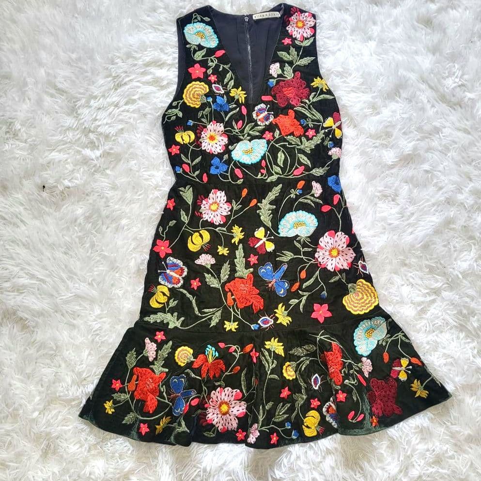 alice+olivia　アリスオリビア　花柄刺繍ワンピース　ミニドレス　xs