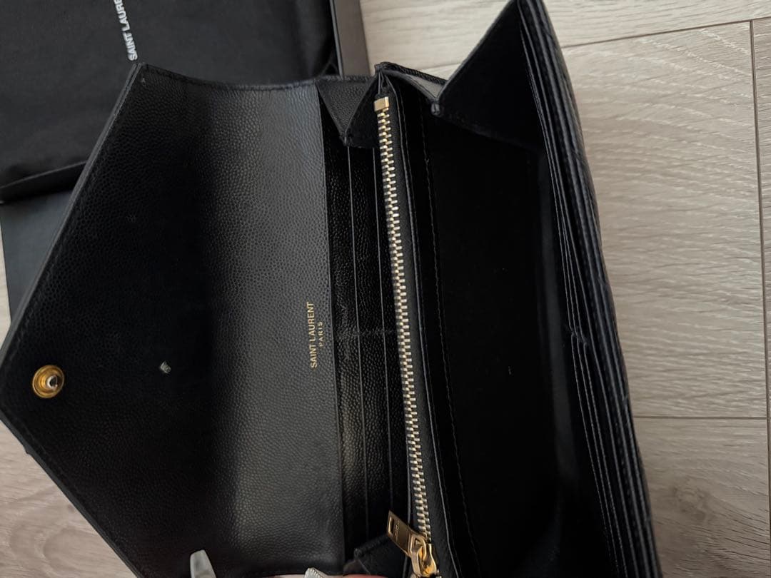 AINT LAURENT ブラックレザー 長財布