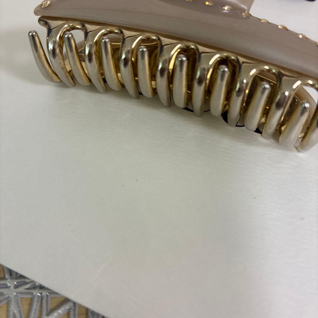 専用　ティアラクイーン　クリップ　Мサイズ　ベージュ