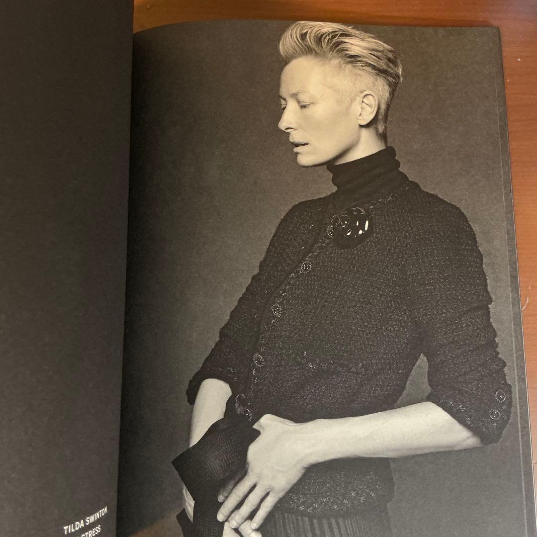 洋書 Karl Lagerfeld THE LITTLE BLACK JACKET