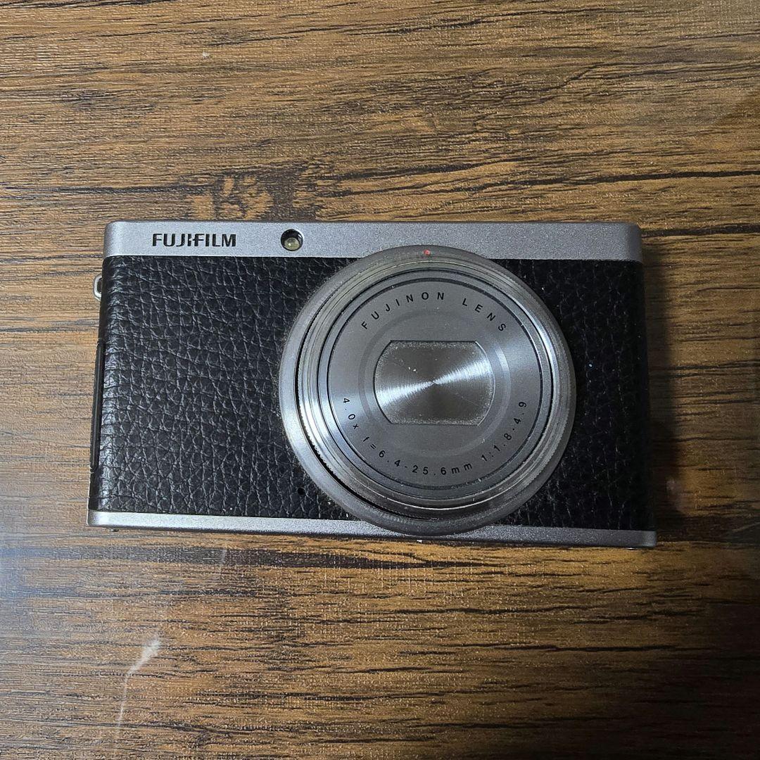 ⭐*︎様 【ジャンク品】Fujifilm コンパクトデジタルカメラ 本体 xf1