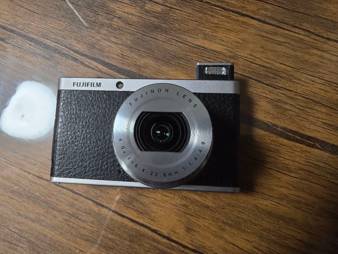 ⭐*︎様 【ジャンク品】Fujifilm コンパクトデジタルカメラ 本体 xf1
