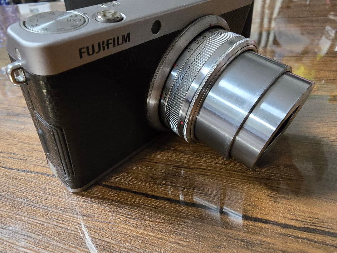 ⭐*︎様 【ジャンク品】Fujifilm コンパクトデジタルカメラ 本体 xf1