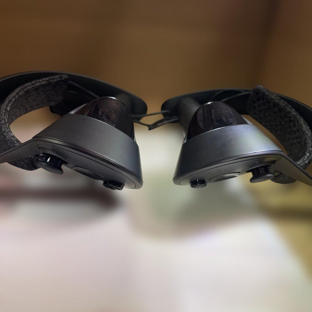 美品　valve indexコントローラー左右セット 動作確認済み　清掃済み