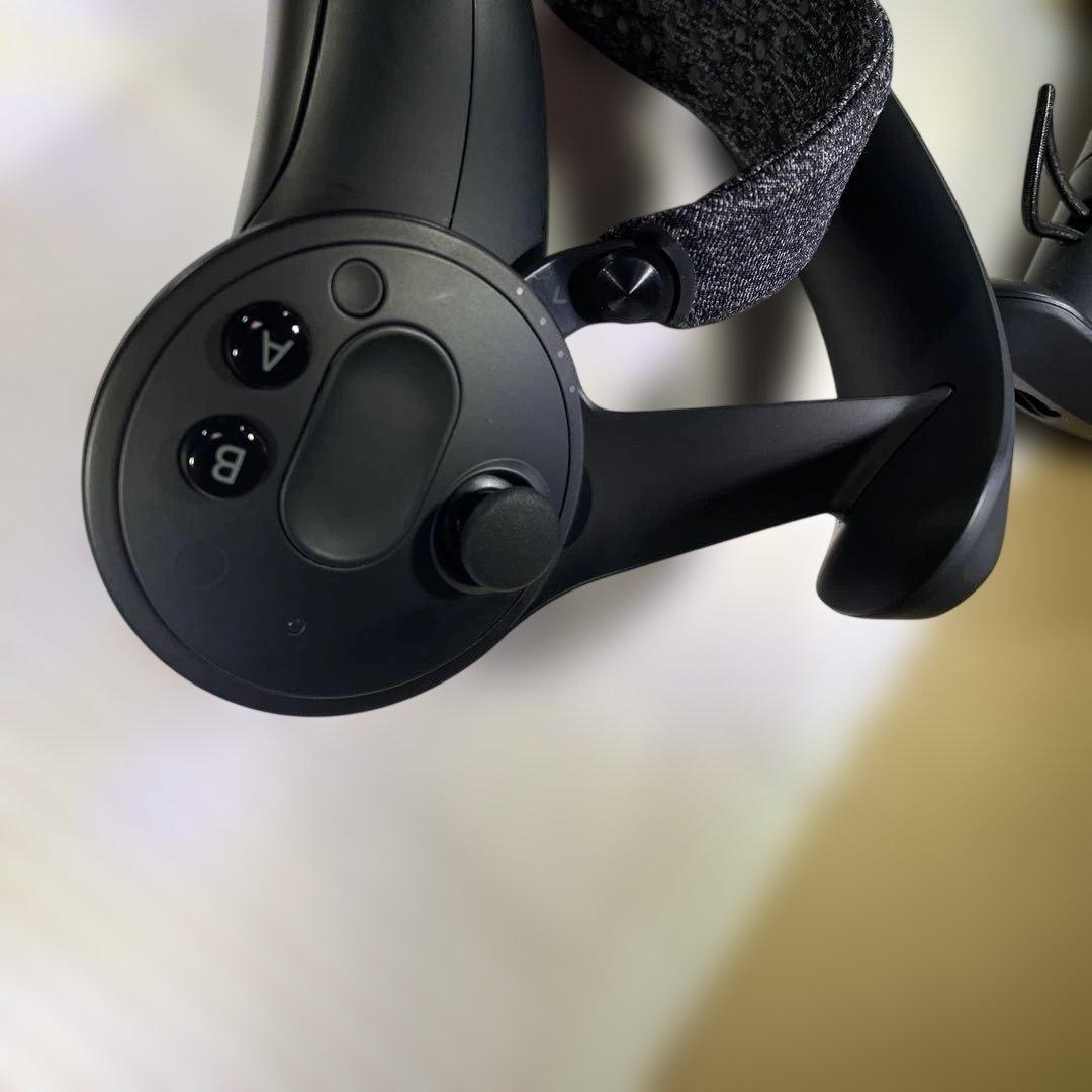 美品　valve indexコントローラー左右セット 動作確認済み　清掃済み