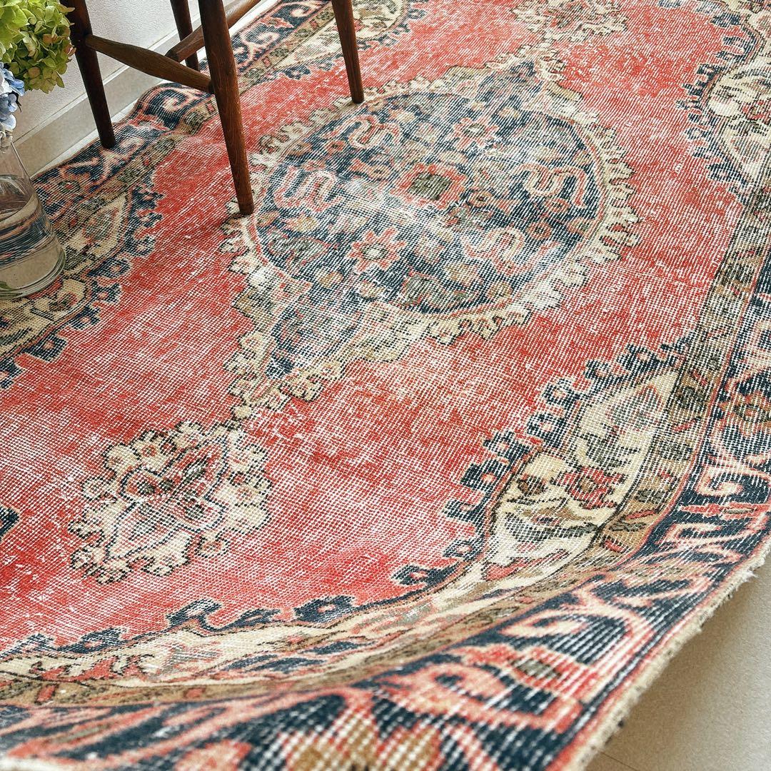 トルコ　ヴィンテージラグ　ピンク　ブルー　メダリオン