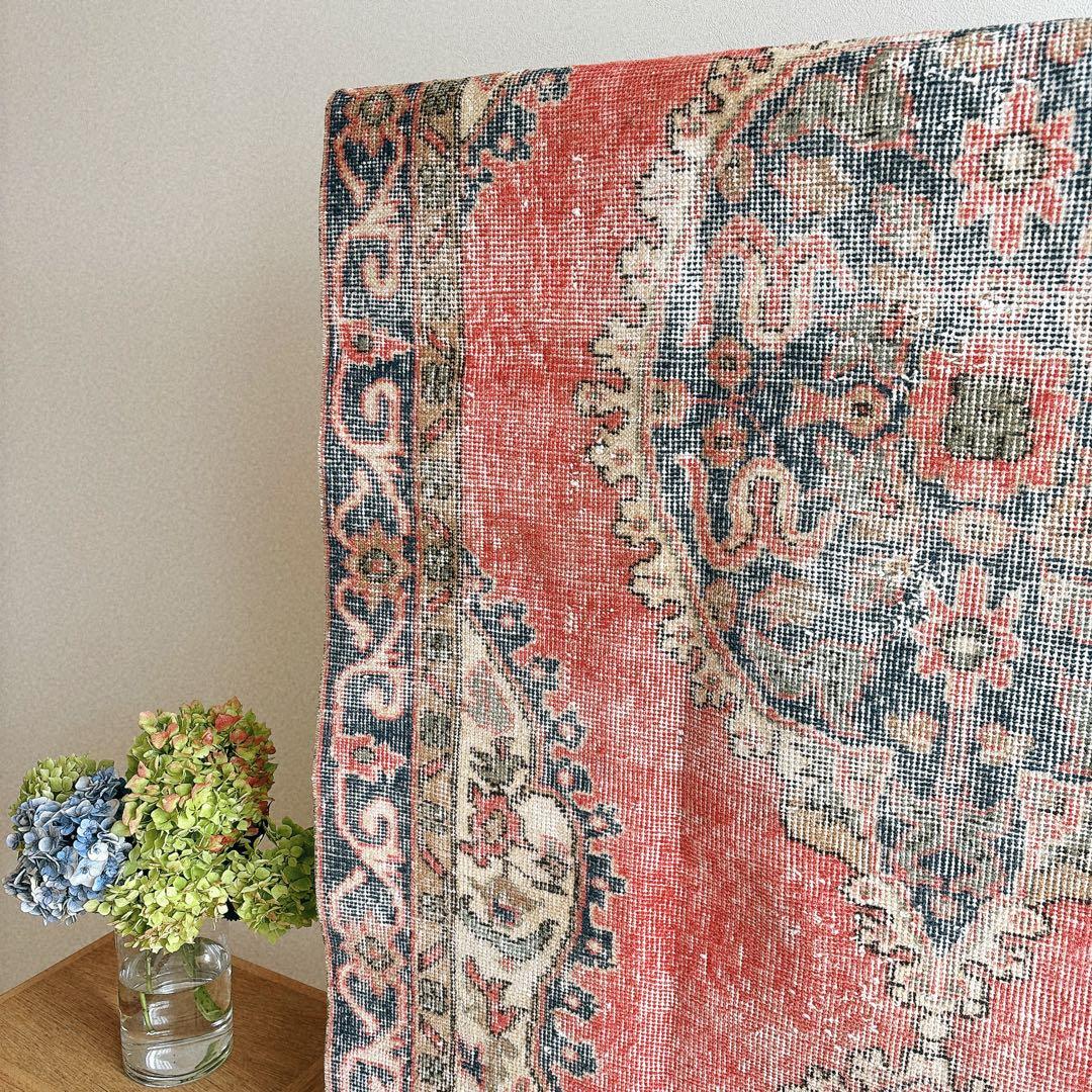 トルコ　ヴィンテージラグ　ピンク　ブルー　メダリオン