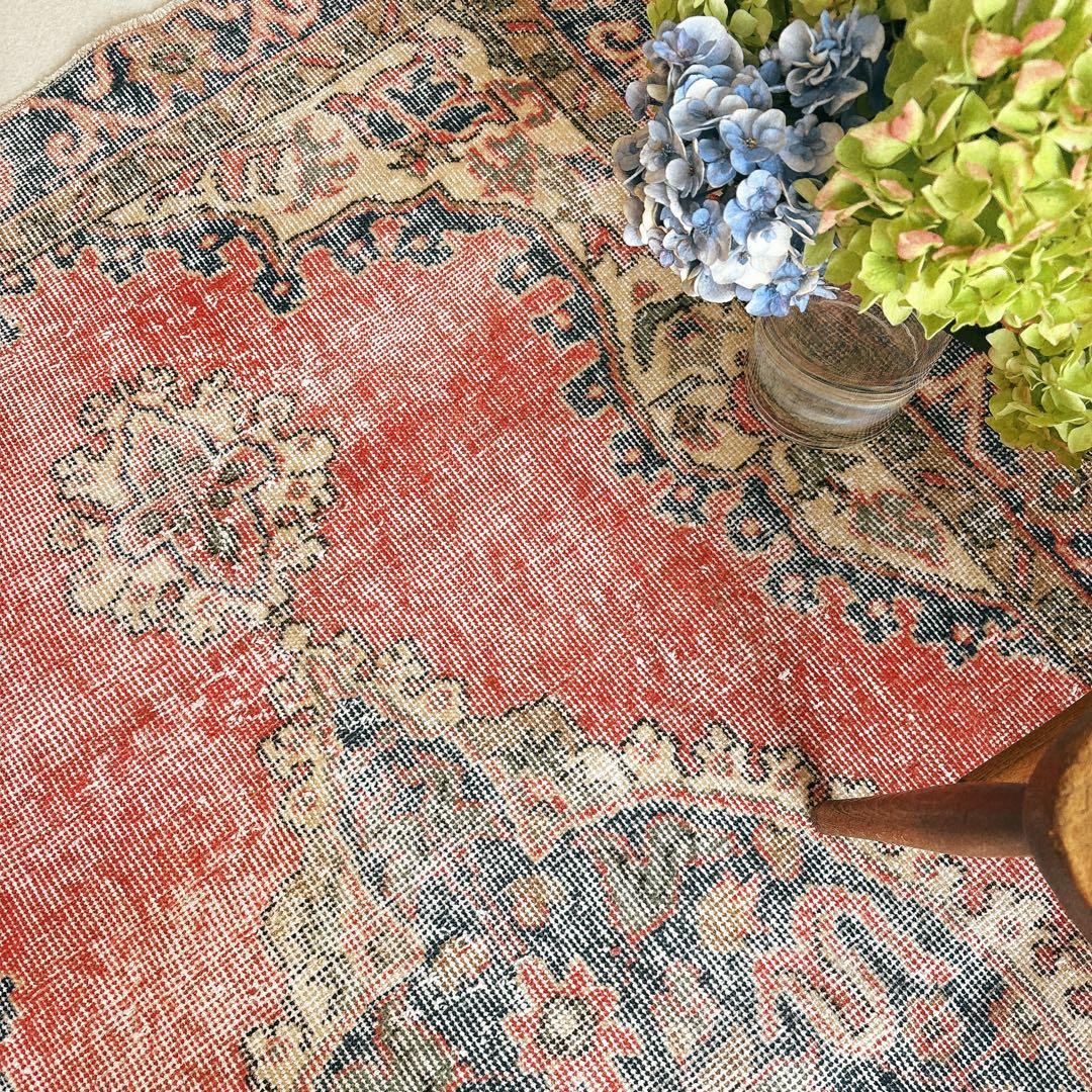 トルコ　ヴィンテージラグ　ピンク　ブルー　メダリオン