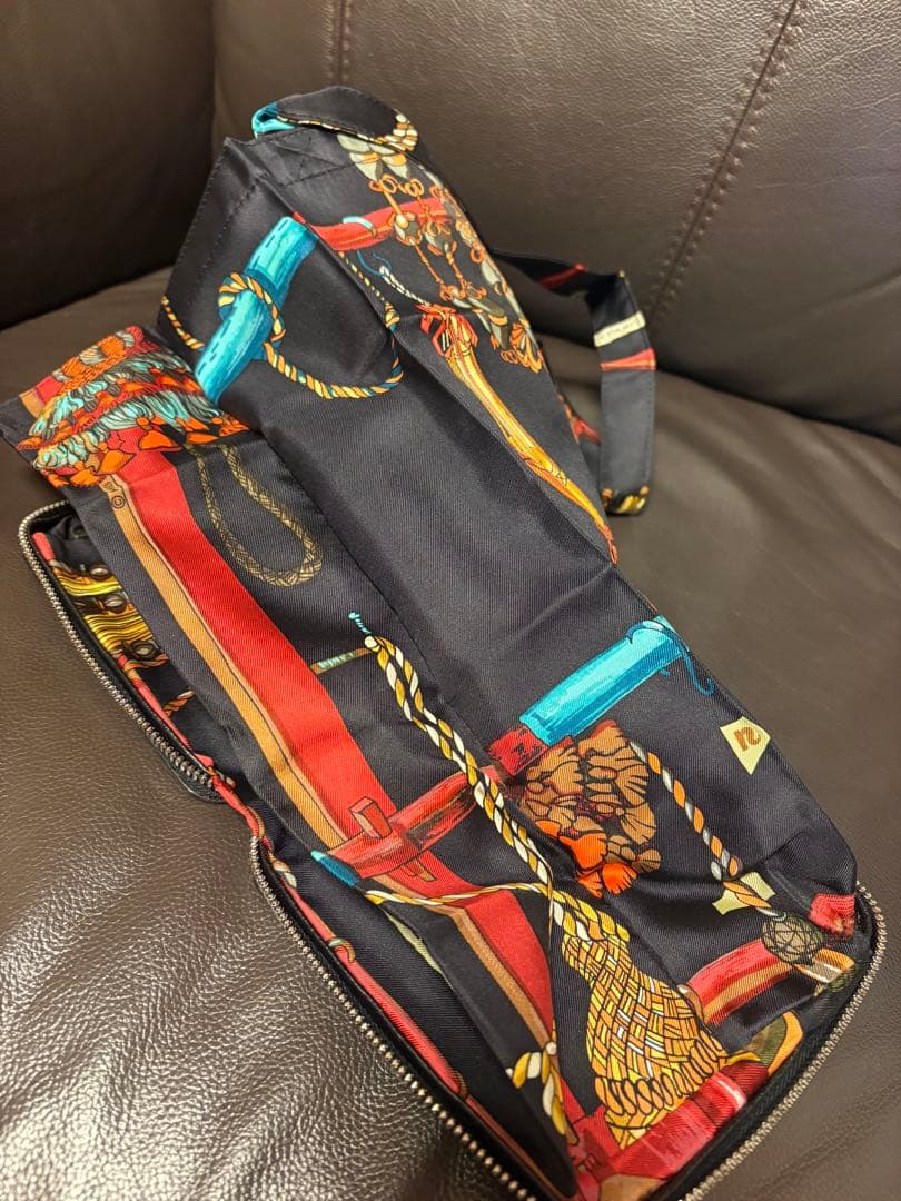 新品　HERMESエルメス　シルキーポップ　　携帯サブエコバッグ