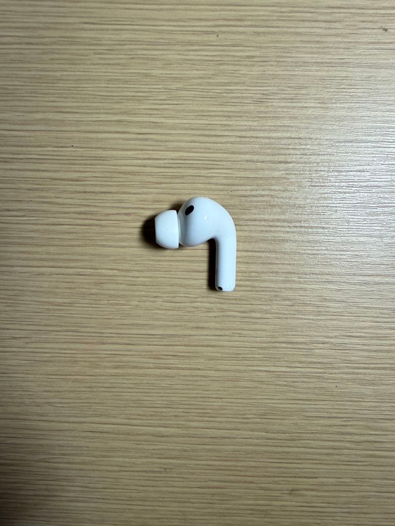【ケース本体/右耳のみ】AirPods Pro 3 本体 充電ケース付