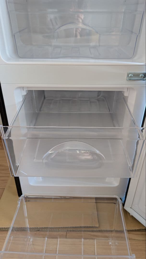 NTR-106BK 2ドア冷蔵庫 ブラック 106L