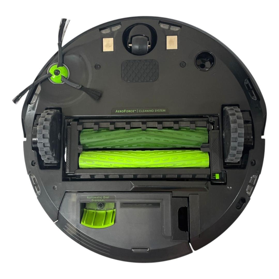 【付属品あり】アイロボット ルンバ j7+ J755860 クリーンベース付き