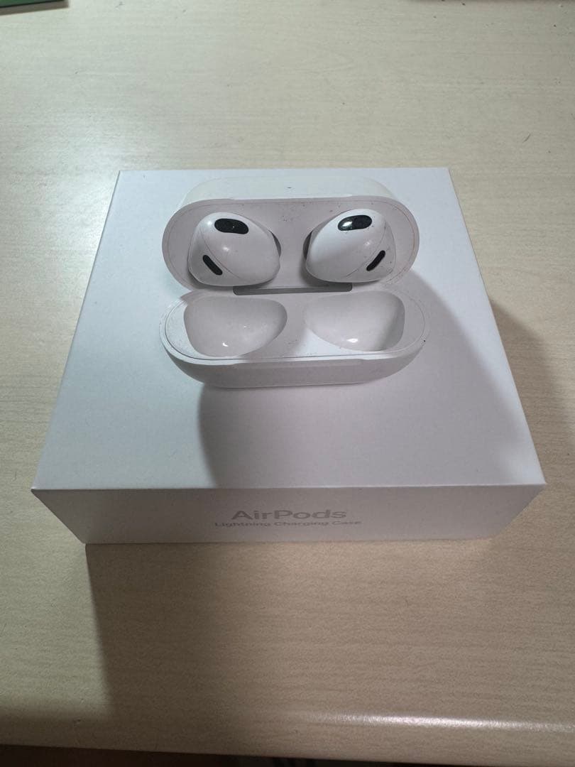 AirPods (第3世代) 本体 充電ケース付き