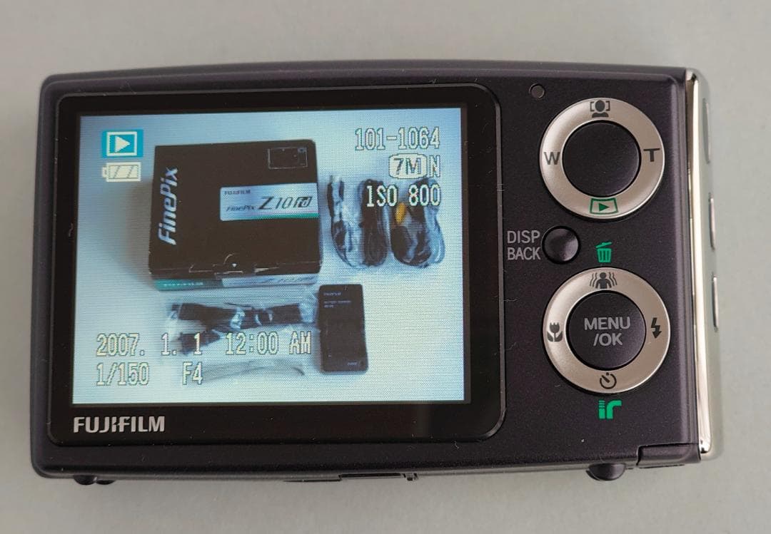 富士フィルム FinePix Z10fd