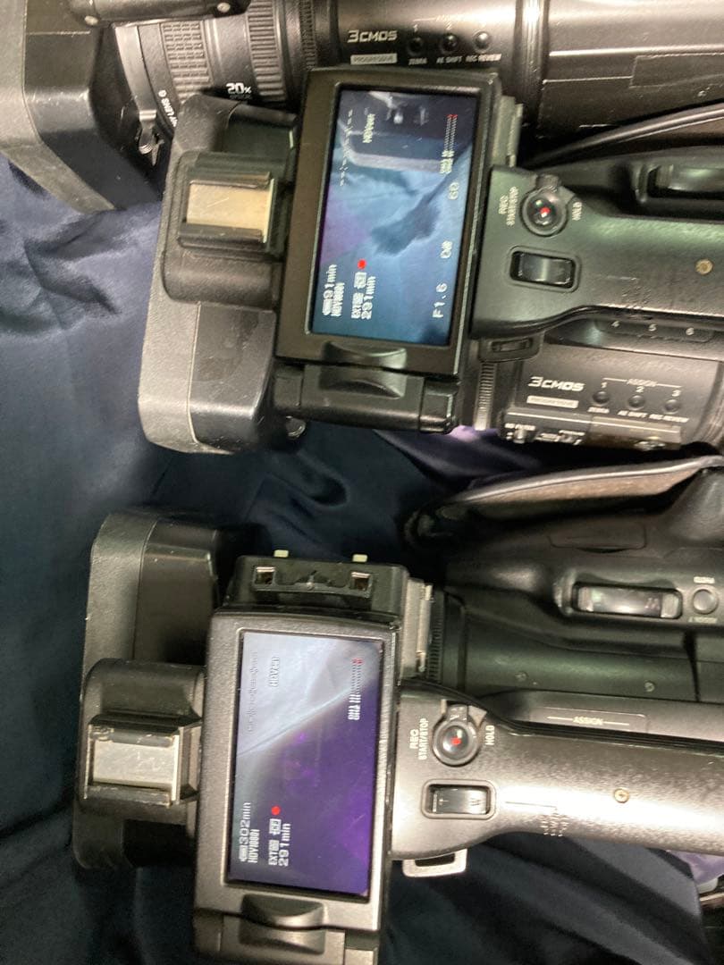 SONY hvr-MRC1K 4個セットとソニーZ5Jの5台おまけ付き！