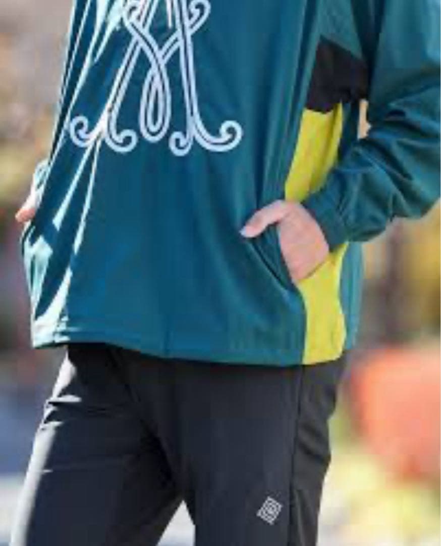 ELDORESO  High Neck E5900122 グリーン