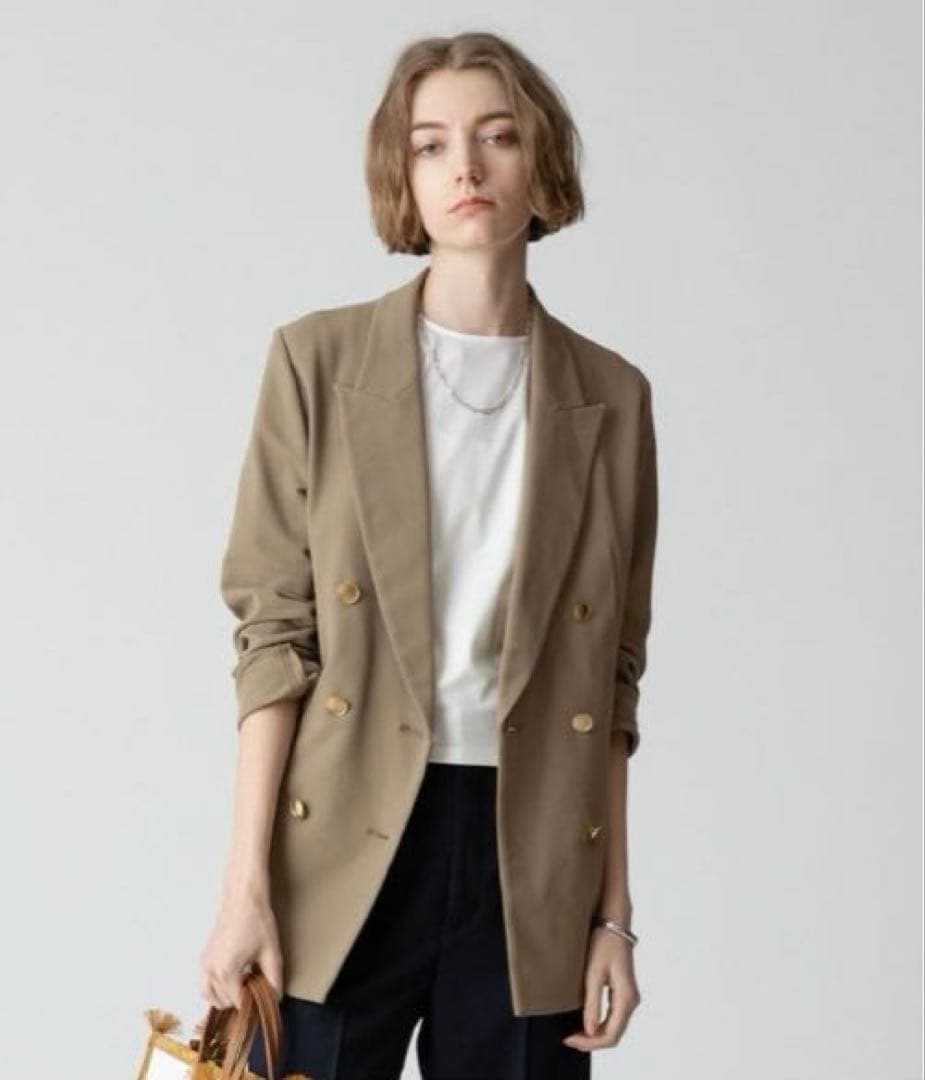 allureville レノクロスダブルブレストジャケット　伸縮性　ベージュ