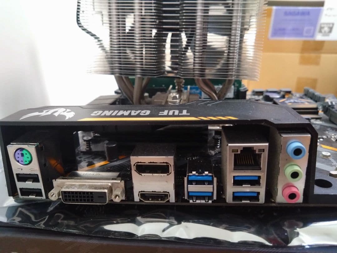 TUF B365M-PLUS WIFI マザーボードとcorei5、メモリ他