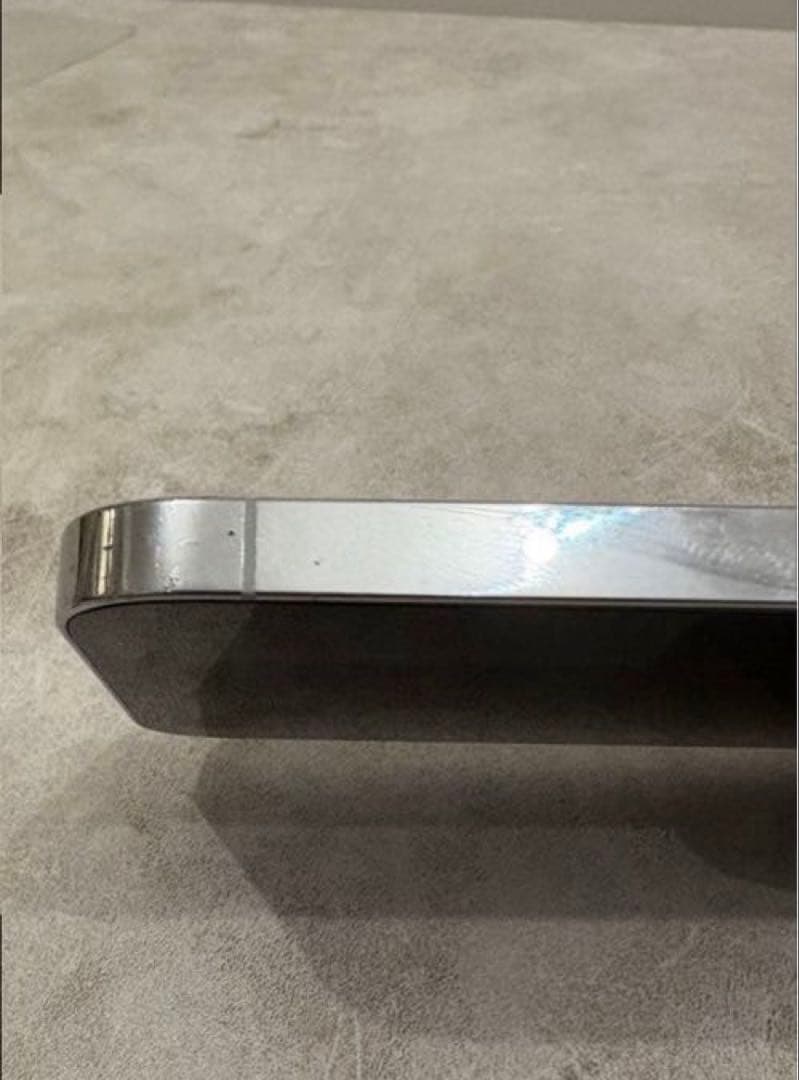 iphone 14 pro max シルバー