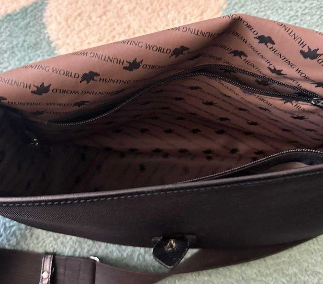ハンティングワールド メッセンジャーバッグ キャンバス サファリ