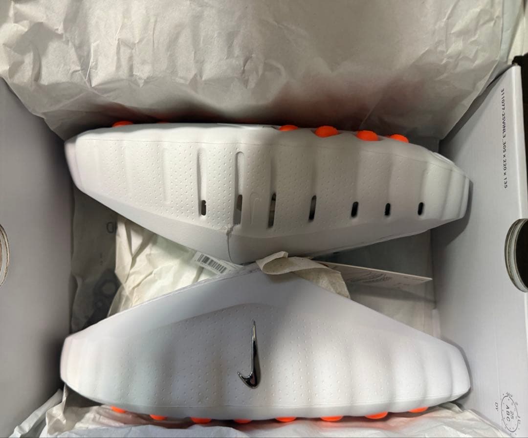 26 Nike Women's Mind 001 Mules グレー