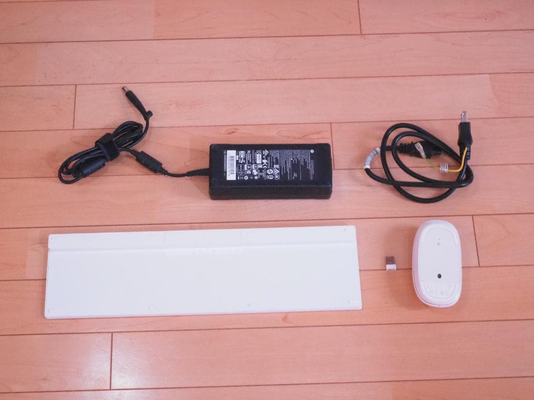 HP All-in-One PC Intel Core i7 8世代 WQHD